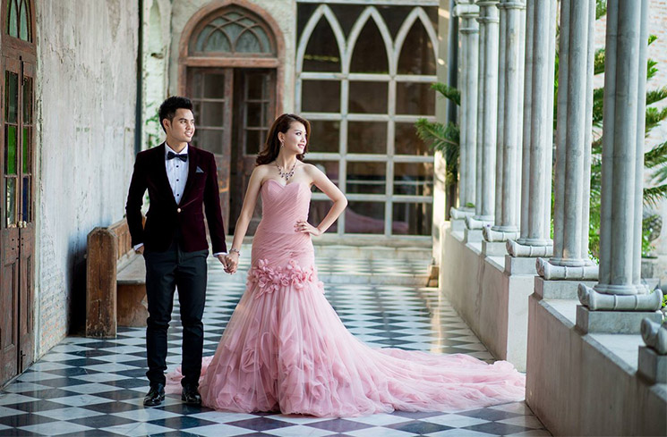 ชุดWeddingงานแต่งานคู่รักนักฟุตบอล Wedding Theerathon Aum k